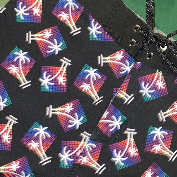 NWT!! Hurley Phantom Morro 18" Boardshorts Size 32 - Picture 3 of 4